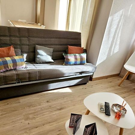 Apartamento Familiar En Triana セビリア エクステリア 写真