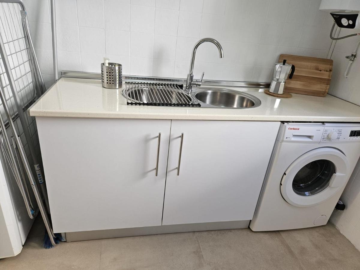 Apartamento Familiar En Triana セビリア エクステリア 写真