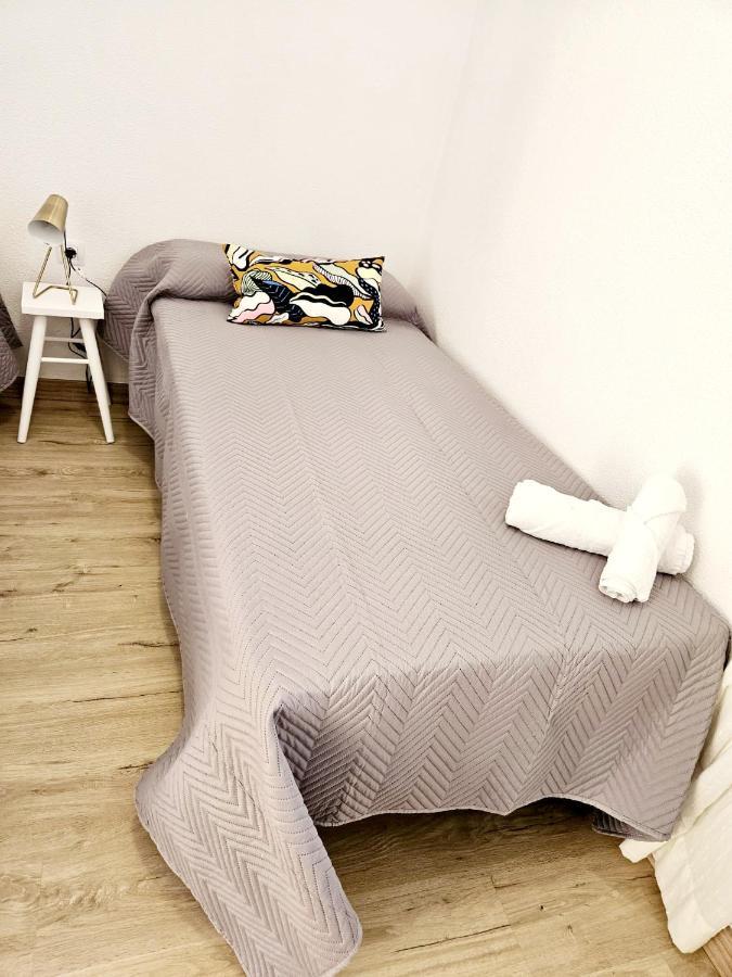 Apartamento Familiar En Triana セビリア エクステリア 写真